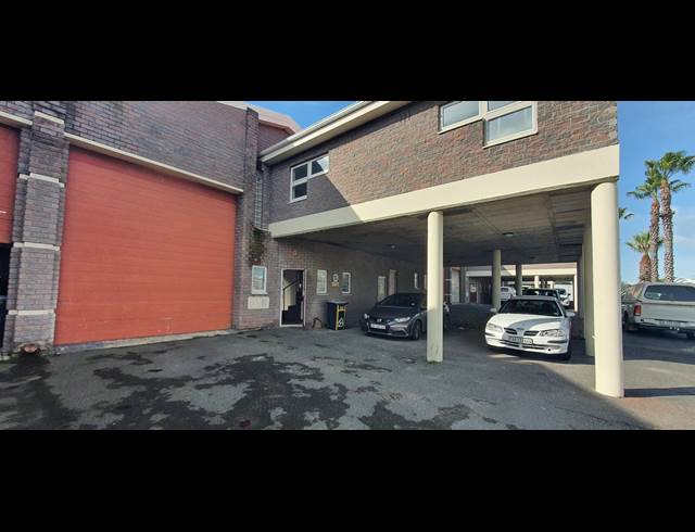320M² WAREHOUSE TO LET IN KILLARNEY GARDENS