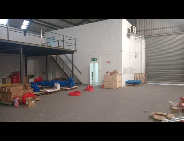 380M² WAREHOUSE TO LET IN BRACKENFELL INDUSTRIAL