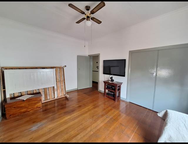 3 bed property to rent in PAGLANDE