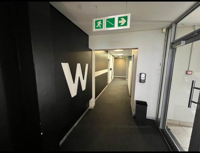 829.44M² OFFICE TO LET IN WESTVILLE