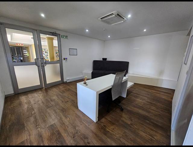 621M² OFFICE TO LET IN CENTURY CITY