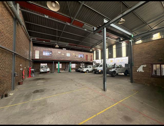 600M² WAREHOUSE TO LET IN DELVILLE