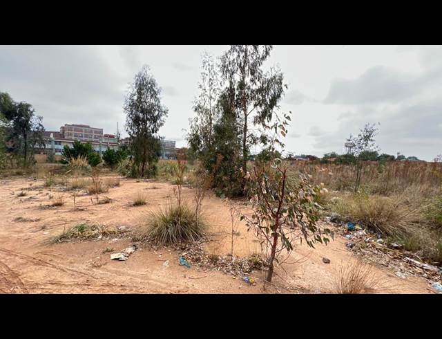 35,000M² VACANT LAND TO LET IN VILLAGE DEEP