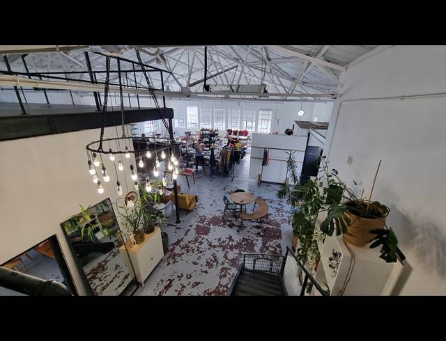 330M² SERVICED OFFICE TO LET IN WOODSTOCK