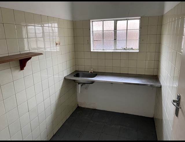 72M² OFFICE TO LET IN PINETOWN CENTRAL
