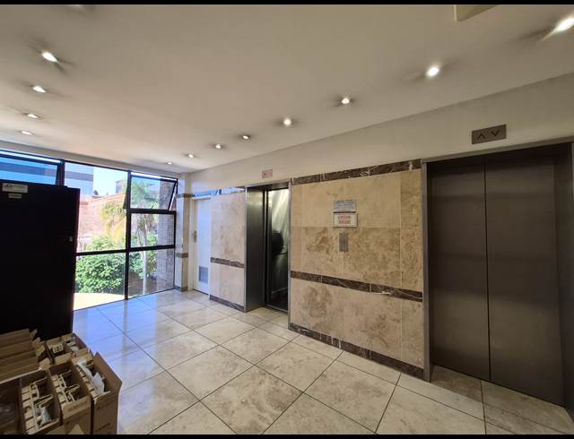 332M² OFFICE TO LET IN ROSEBANK