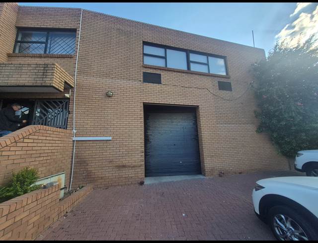464M² WAREHOUSE TO LET IN EASTGATE