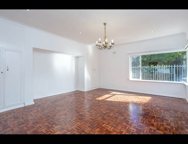 4 BEDROOM FREEHOLD RENTED IN DIEP RIVER