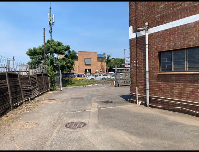 399M² FACTORY TO LET IN PINETOWN NORTH INDUSTRIA