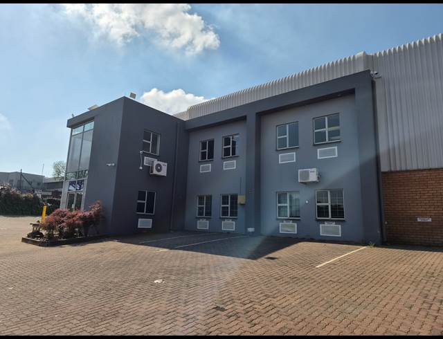 4,195M² WAREHOUSE TO LET IN HALFWAY HOUSE