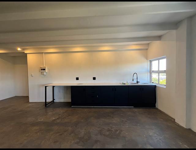 293M² WAREHOUSE TO LET IN HIGHVELD