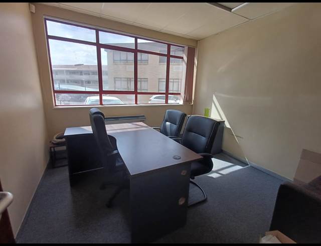 OFFICE PROPERTY TO RENT IN GLENHAZEL