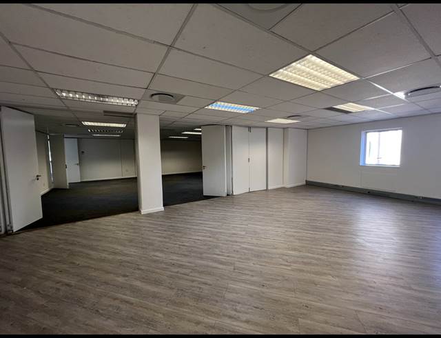 740M² OFFICE TO LET IN ROSEBANK