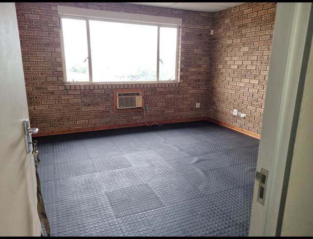 100M² OFFICE TO LET IN NELSPRUIT INDUSTRIAL