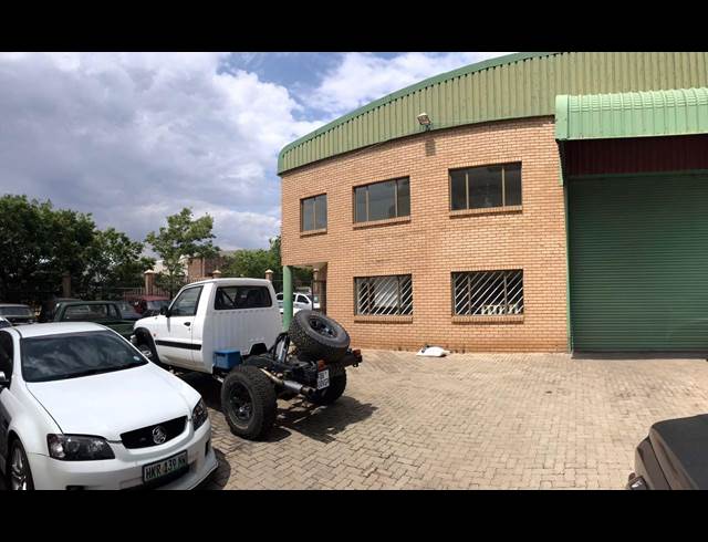 425M² WAREHOUSE RENTED IN LASER PARK