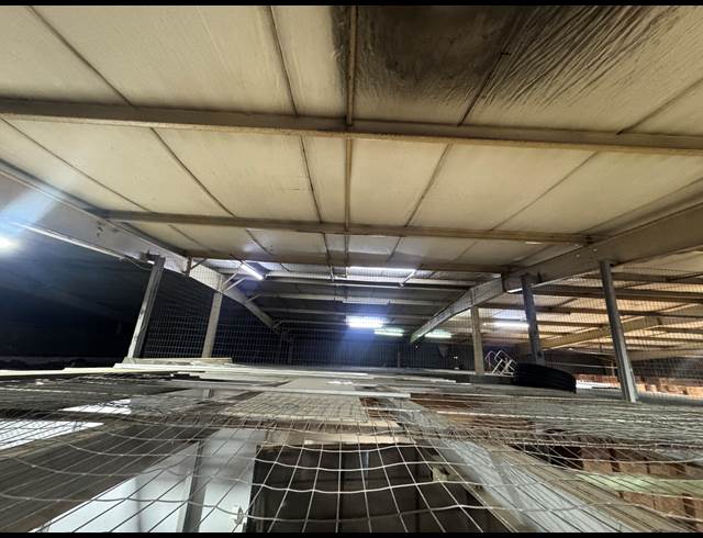 1,322M² WAREHOUSE TO LET IN WYNBERG