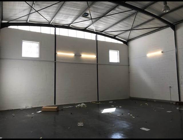 1,160M² WAREHOUSE TO LET IN ELSIES RIVER INDUSTRIAL