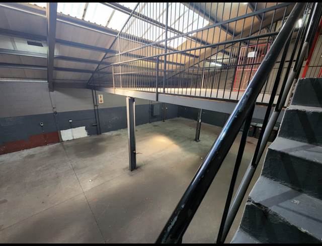 500M² WAREHOUSE TO LET IN KUILSRIVIER INDUSTRIA
