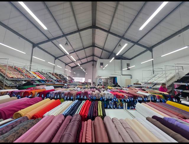 378M² WAREHOUSE TO LET IN ASLA PARK