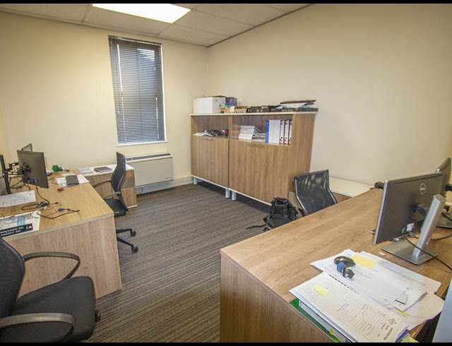 1,569M² OFFICE TO LET IN RANDJESPARK