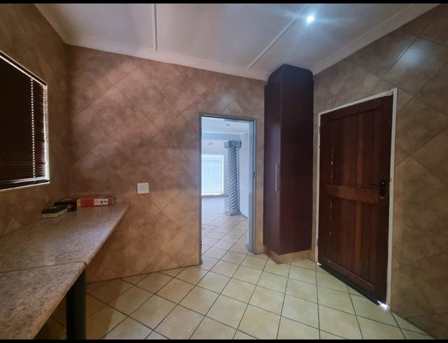 3 BEDROOM HOUSE TO LET IN RISIVILLE