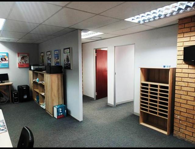 INDUSTRIAL PROPERTY TO RENT IN ROUTE 21 BUSINESS PARK