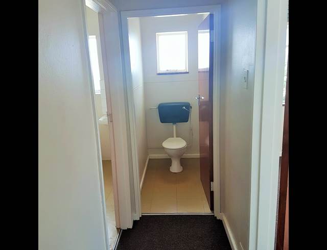 2 bed property to rent in WORCESTER CENTRAL