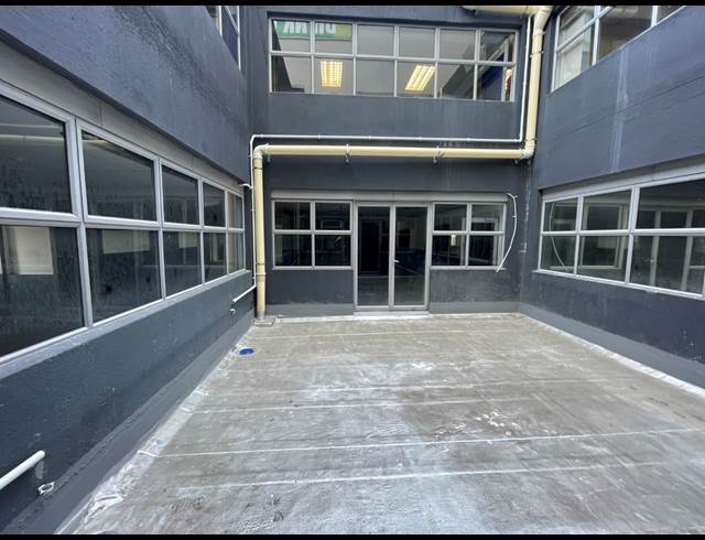 2,402M² BUILDING TO LET IN CAPE TOWN CITY CENTRE