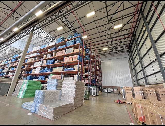 6,100M² WAREHOUSE TO LET IN JET PARK