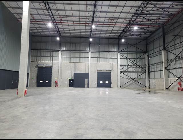 3,851M² WAREHOUSE TO LET IN ATLANTIC HILLS