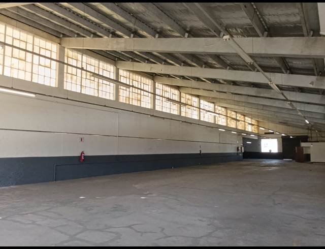 617M² WAREHOUSE TO LET IN PINETOWN CENTRAL