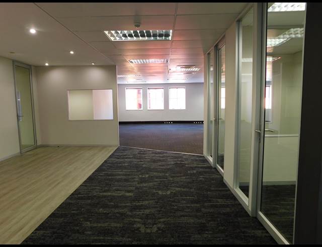 315M² OFFICE TO LET IN ILLOVO