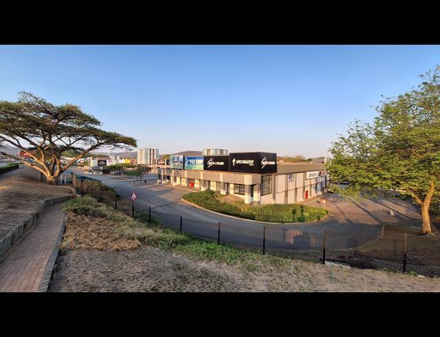 1,271M² BUSINESS TO LET IN RIVERSIDE PARK