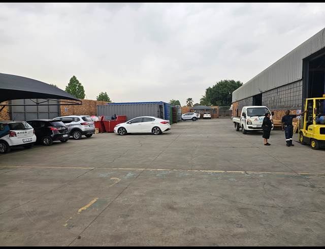 920M² WAREHOUSE TO LET IN ALRODE SOUTH
