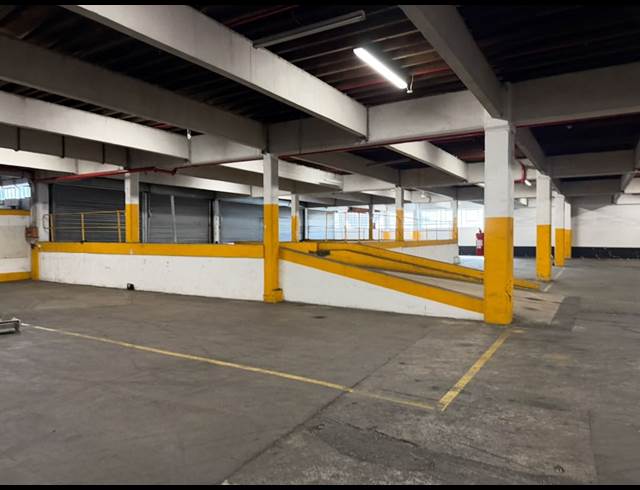 5,685M² WAREHOUSE TO LET IN MOBENI