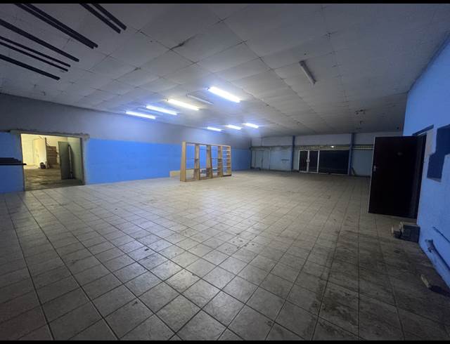 600M² WAREHOUSE TO LET IN WYNBERG