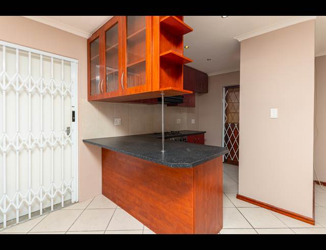 3 BEDROOM FREESTANDING RENTED IN PARKLANDS