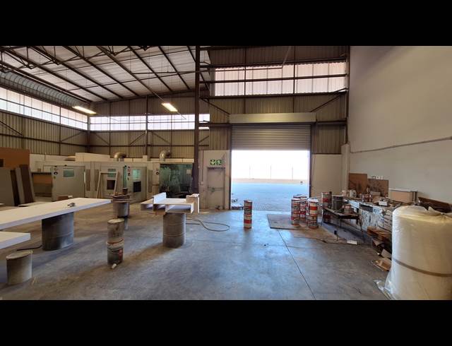 1,287M² WAREHOUSE TO LET IN LANSERIA
