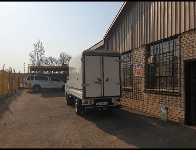 550M² WAREHOUSE TO LET IN WADEVILLE