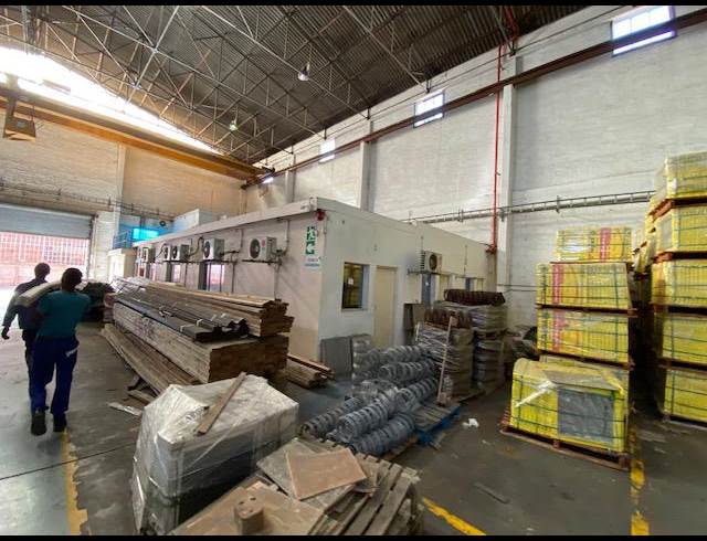 4,200M² WAREHOUSE TO LET IN MOBENI
