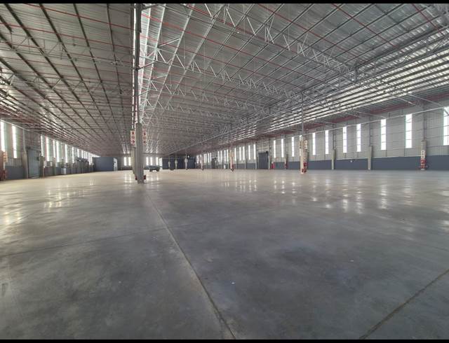 12,619M² WAREHOUSE TO LET IN WITFONTEIN
