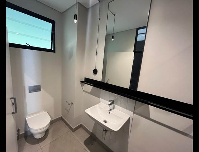 1 BEDROOM APARTMENT TO LET IN SANDOWN