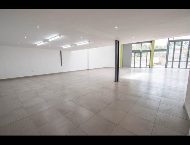 347M² RETAIL TO LET IN OLIVEDALE