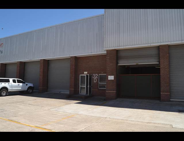 318M² WAREHOUSE TO LET IN BELLVILLE SOUTH