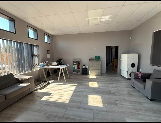 589M² WAREHOUSE TO LET IN MULDERSDRIFT