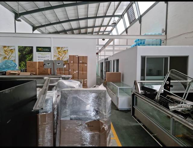 560M² WAREHOUSE TO LET IN FIRGROVE