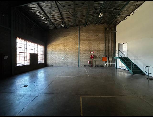 294M² WAREHOUSE TO LET IN EASTGATE