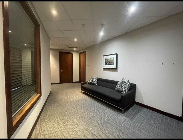 982M² OFFICE TO LET IN SANDTON CENTRAL