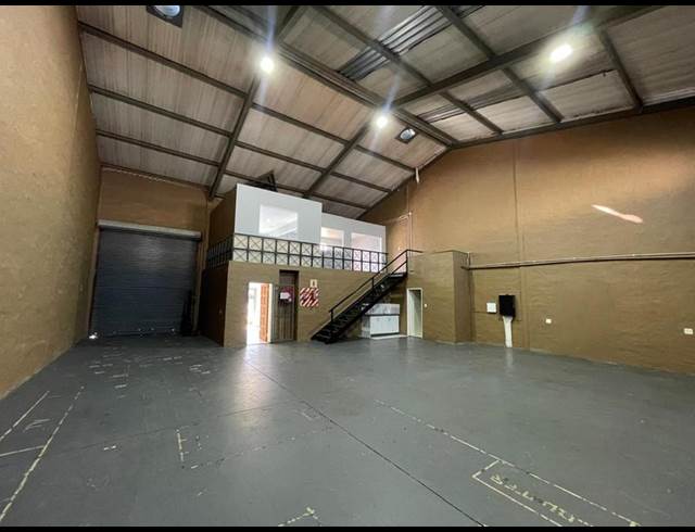INDUSTRIAL PROPERTY TO RENT IN CORPORATE PARK
