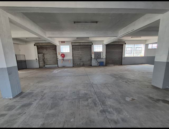 900M² WAREHOUSE TO LET IN BENROSE